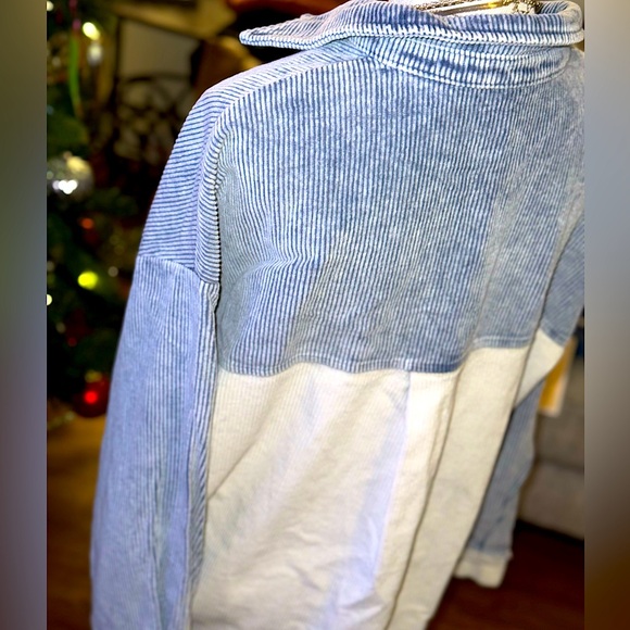 ☃️BOGO50%☃️ 🆕🩵VANILLA BAY: BLUE/IVORY ColorBlock Corduroy Shacket MEDIUM - Picture 17 of 17